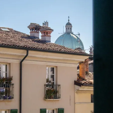 Apartman Duomo View - 200 Meters From Subway Brescia