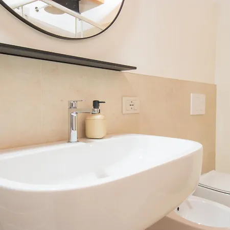 Apartman Duomo View - 200 Meters From Subway *